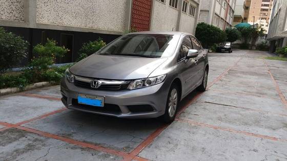 HONDA CIVIC 1.8 LXS 16V FLEX 4P AUTOMÁTICO
